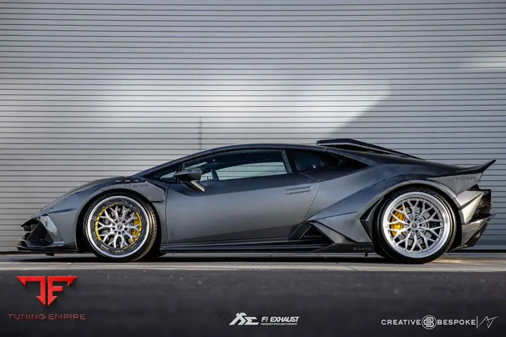 ZACOE LAMBORGHINI HURACAN EVO FUSION RUNNER CARBON FIBER WIDE BODY