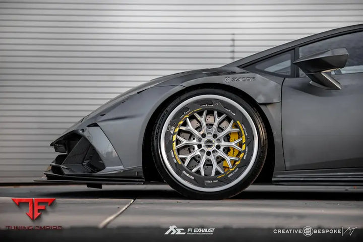 ZACOE LAMBORGHINI HURACAN EVO FUSION RUNNER CARBON FIBER WIDE BODY