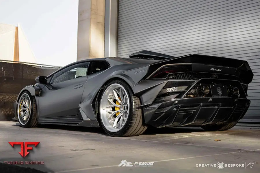 ZACOE LAMBORGHINI HURACAN EVO FUSION RUNNER CARBON FIBER WIDE BODY